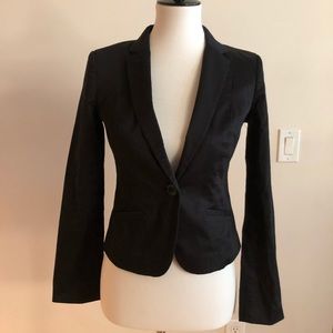 Black long sleeve blazer